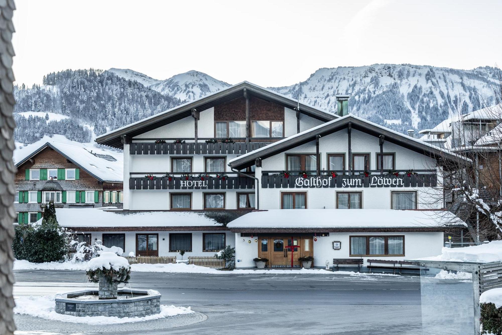 Hotel Loewen Lingenau Exterior foto